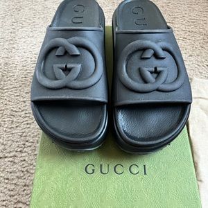 Authentic Gucci Slides black womens size 38